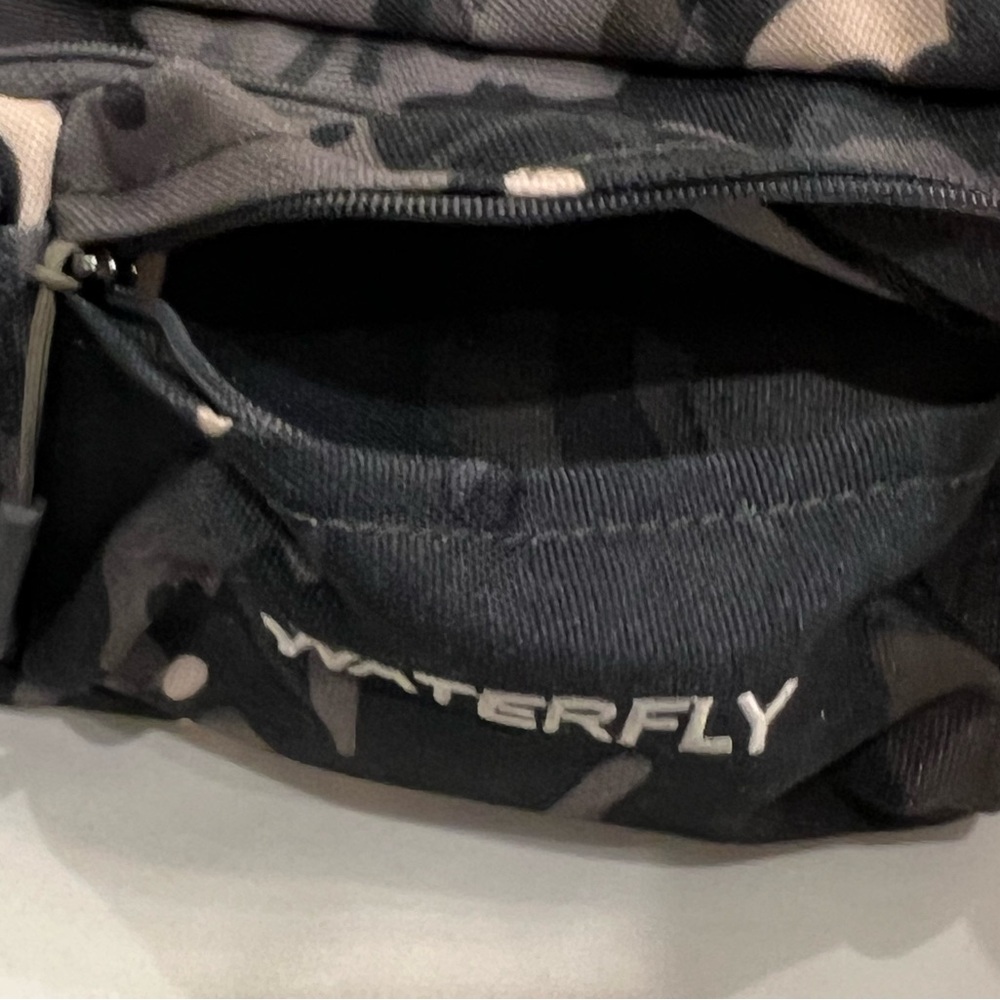 WATERFLY Fanny Pack for Women Men Water Resistant Belt Bag 4 Pockets - Picture 4 of 13